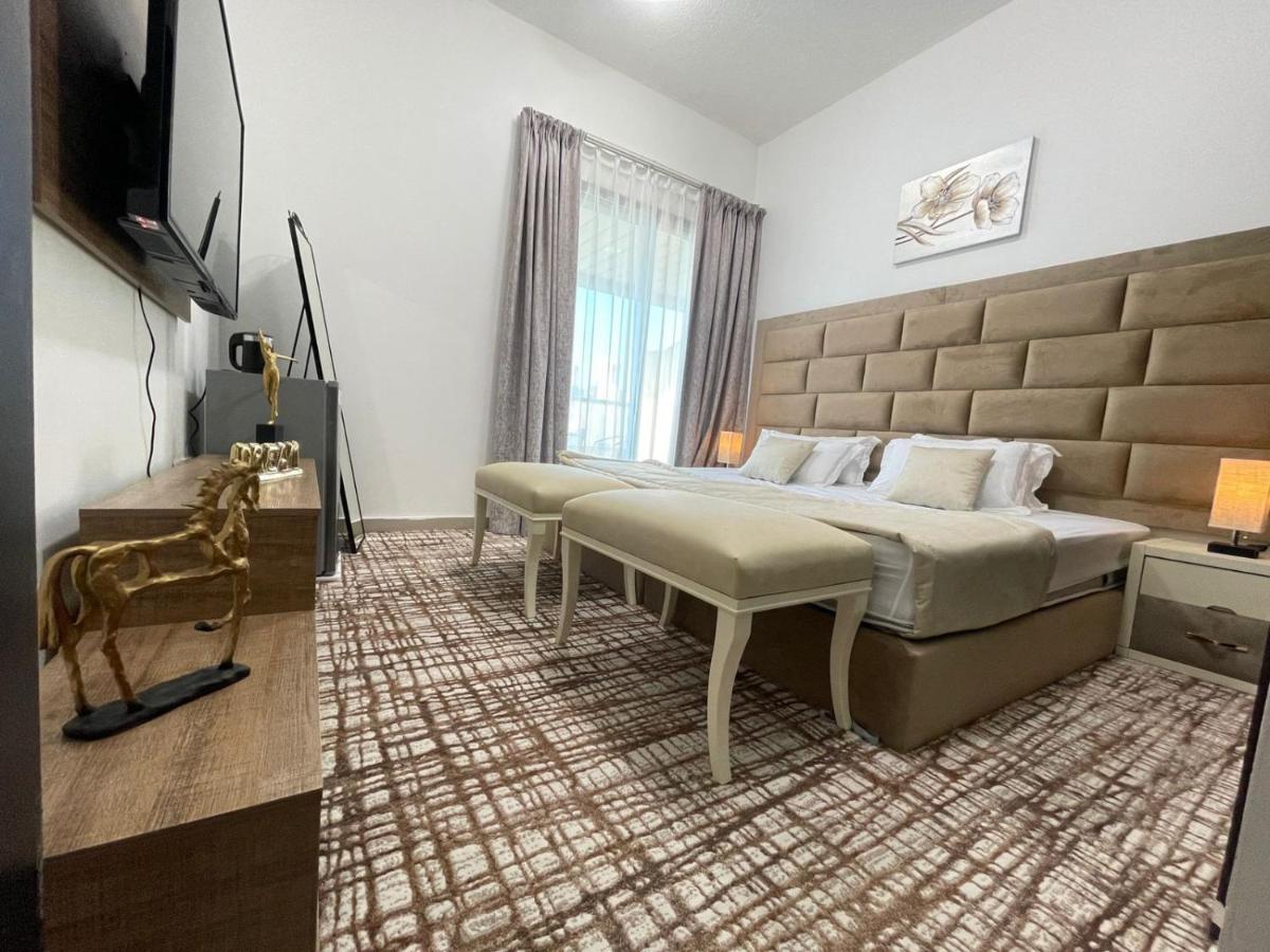 Private Gorgeous Room With Marina View With Shared Kitchen In Shared Apartment دبي المظهر الخارجي الصورة