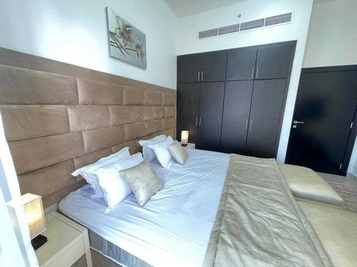 Private Gorgeous Room With Marina View With Shared Kitchen In Shared Apartment دبي المظهر الخارجي الصورة