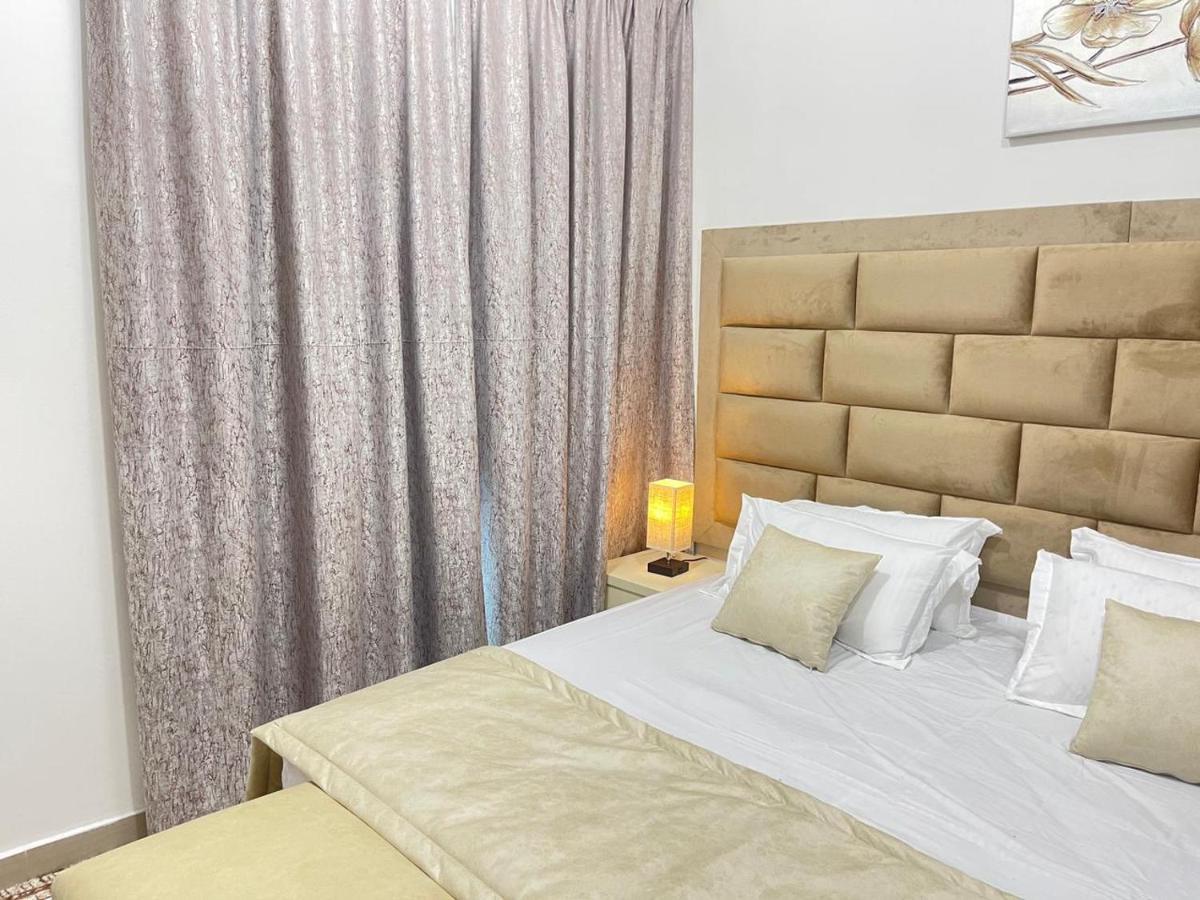 Private Gorgeous Room With Marina View With Shared Kitchen In Shared Apartment دبي المظهر الخارجي الصورة