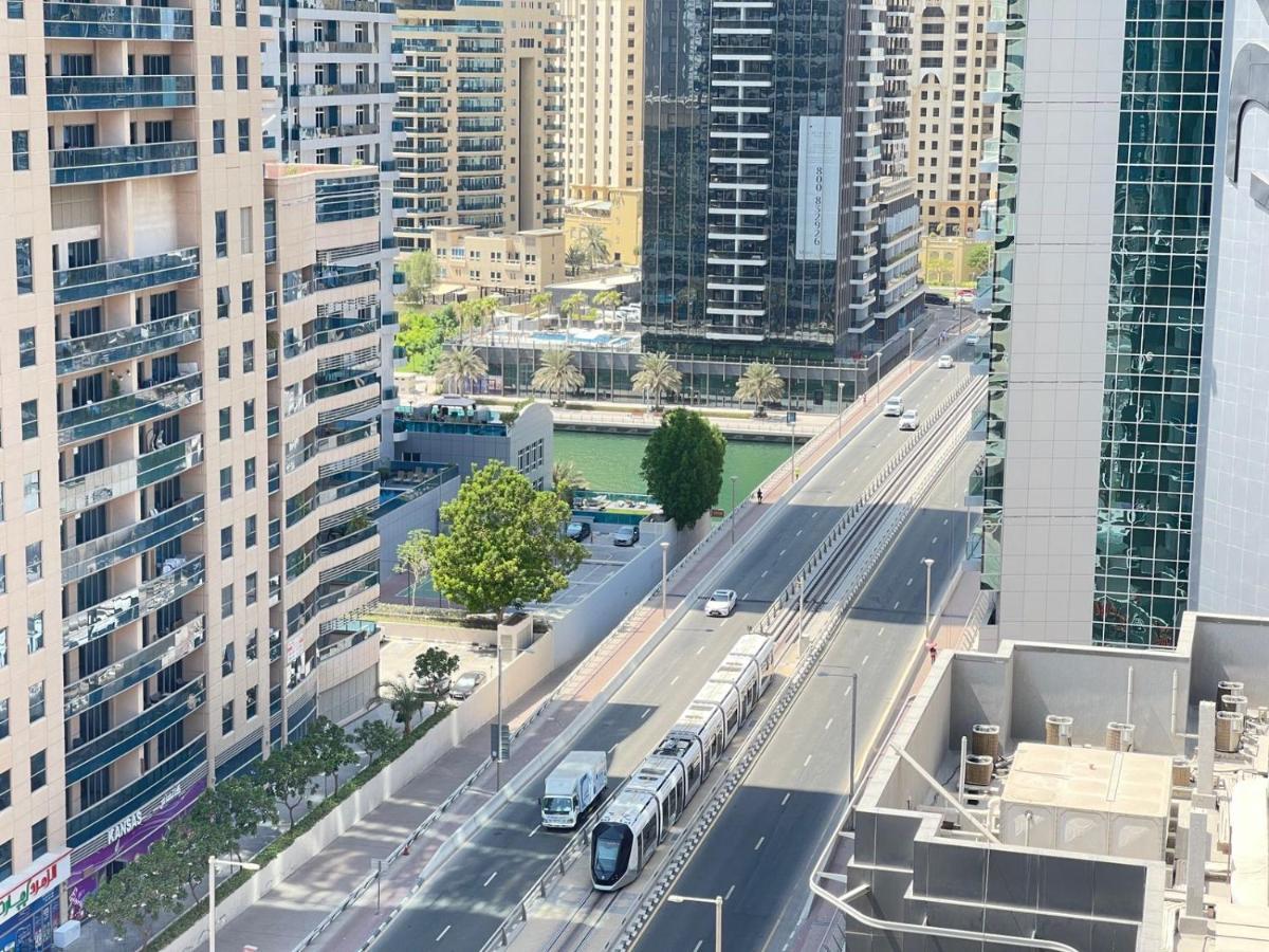 Private Gorgeous Room With Marina View With Shared Kitchen In Shared Apartment دبي المظهر الخارجي الصورة