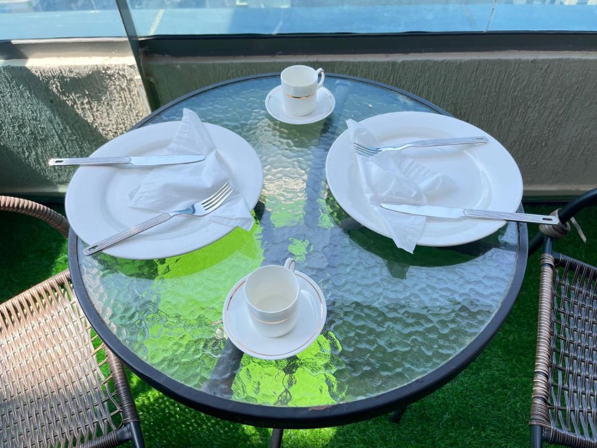 Private Gorgeous Room With Marina View With Shared Kitchen In Shared Apartment دبي المظهر الخارجي الصورة