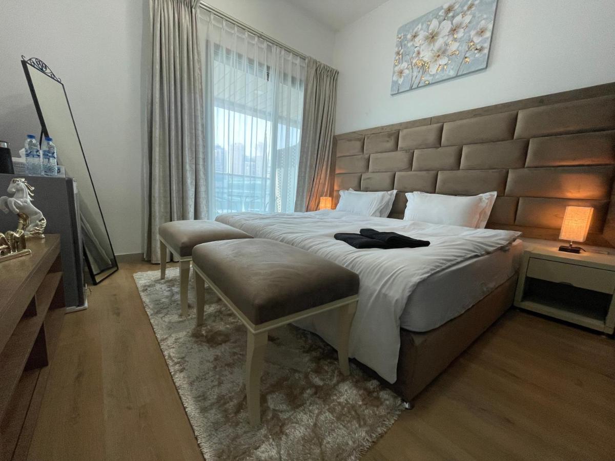 Private Gorgeous Room With Marina View With Shared Kitchen In Shared Apartment دبي المظهر الخارجي الصورة