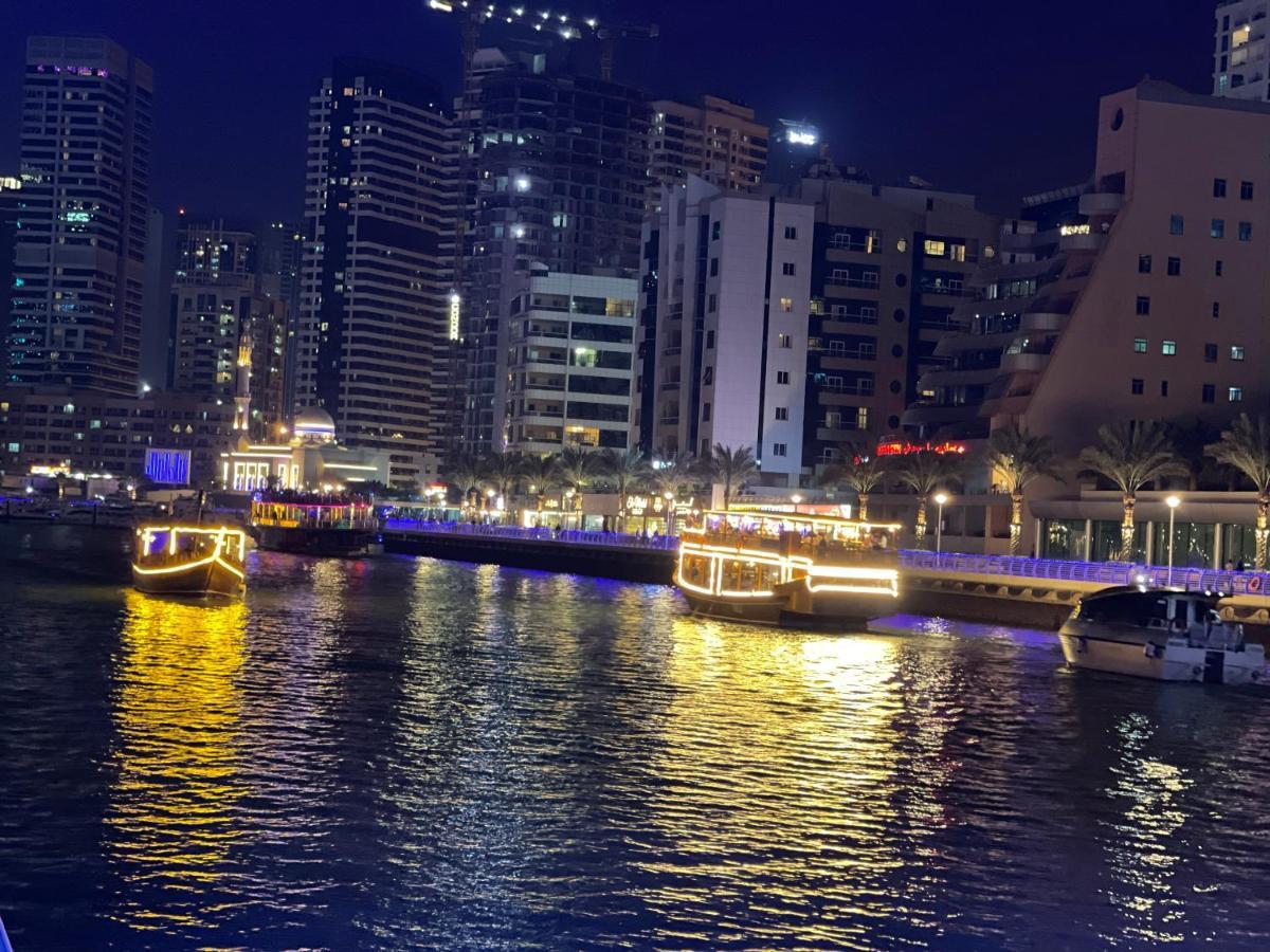 Private Gorgeous Room With Marina View With Shared Kitchen In Shared Apartment دبي المظهر الخارجي الصورة